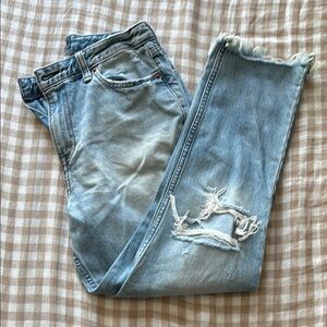 Abercrombie & Fitch Light Wash Distressed Cropped Jeans